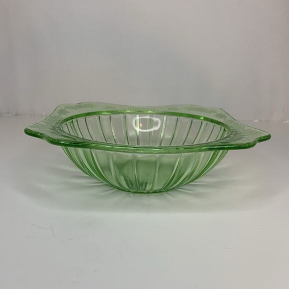Vintage Jeannette Uranium Glass Bowl Adam Green Pattern with Cherry Blossoms - Picture 2 of 9